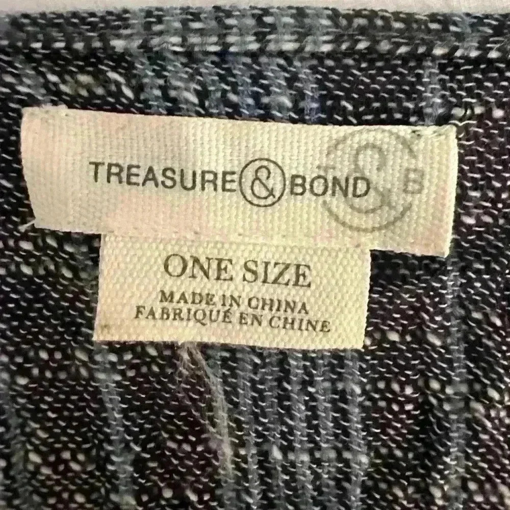 Treasure & Bond Duster Wrap Topper in Denim Blue Weave Pattern — One Size - Picture 6 of 9
